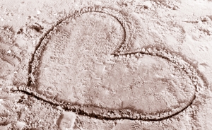 heart in sand